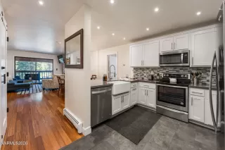 Photo #3: 260005910 Listing 