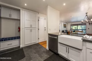 Photo #5: 260005910 Listing 