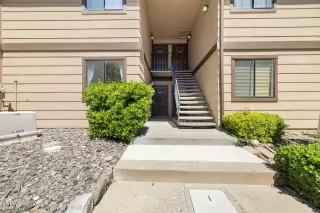 Photo #2: 260005936 Listing 