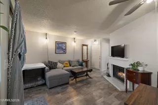 Photo #5: 260005936 Listing 