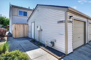 Photo #1: 260006033 Listing