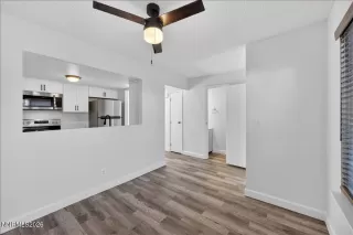 Photo #5: 260006033 Listing