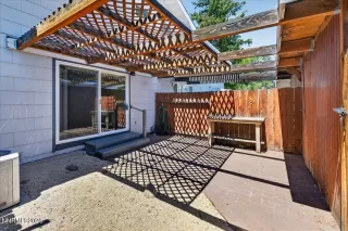 Photo #3: 260006063 Listing