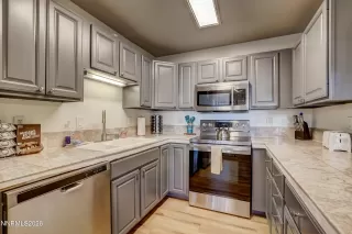 Photo #4: 260006064 Listing 