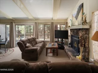 Photo #2: 260006068 Listing 