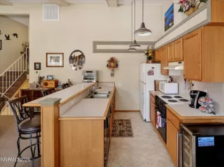 Photo #5: 260006068 Listing 