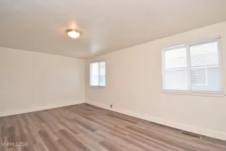 Photo #6: 260006069 Listing