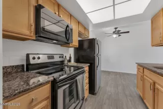 Photo #3: 260006125 Listing 