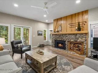 Photo #4: 260006210 Listing