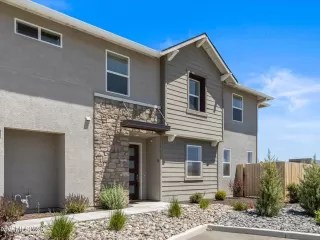 Photo #2: 260006319 Listing