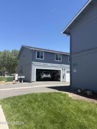 Photo #1: 260006344 Listing 