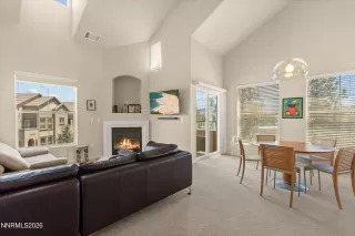 Photo #1: 260006370 Listing