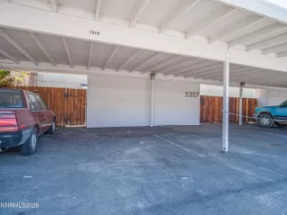 Photo #2: 260006376 Listing