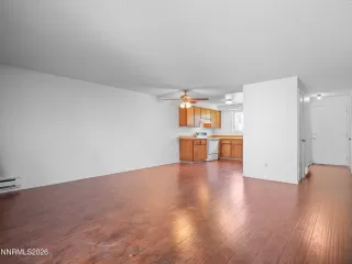 Photo #4: 260006376 Listing