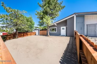 Photo #2: 260006405 Listing 