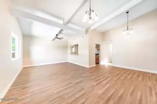 Photo #6: 260006405 Listing 