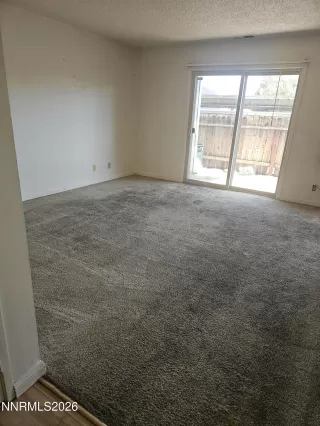 Photo #6: 260006413 Listing