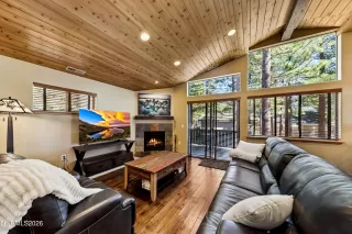 Photo #4: 260006417 Listing