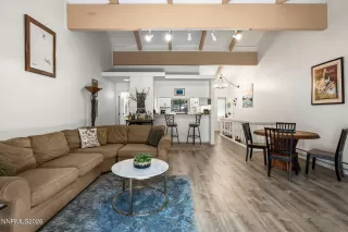 Photo #2: 260006443 Listing 