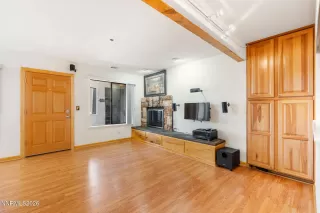 Photo #1: 260006466 Listing