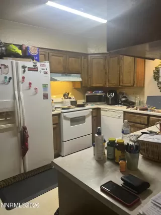 Photo #2: 260006478 Listing