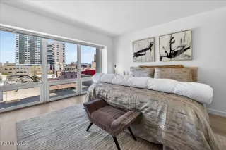 Photo #3: 260006487 Listing