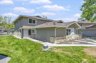 Photo #1: 260006516 Listing 