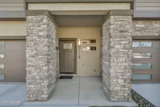 Photo #4: 260006517 Listing