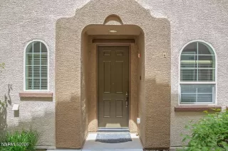 Photo #3: 260006530 Listing