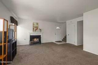 Photo #5: 260006570 Listing