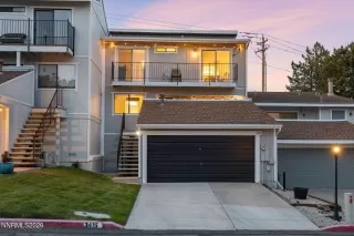 Photo #3: 260006578 Listing