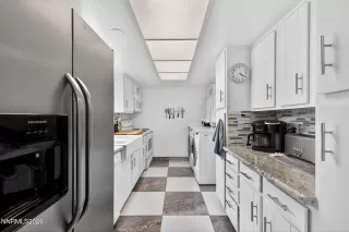 Photo #4: 260006578 Listing