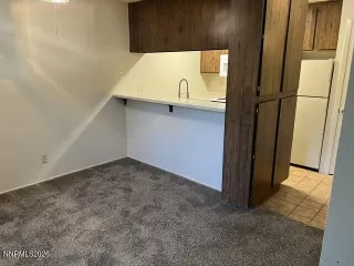 Photo #2: 260006580 Listing