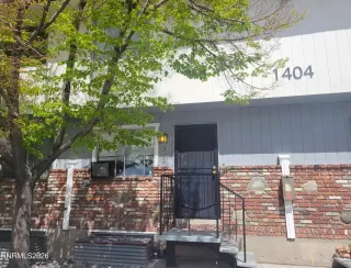 Photo #2: 260006610 Listing