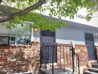 Photo #3: 260006610 Listing