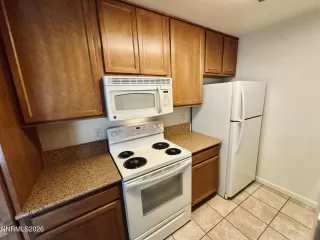 Photo #5: 260006721 Listing