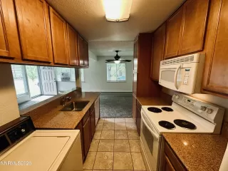 Photo #6: 260006721 Listing