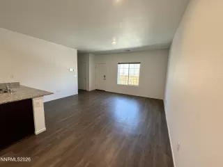 Photo #3: 260006730 Listing
