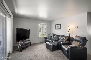 Photo #5: 260006798 Listing