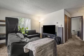 Photo #4: 260006806 Listing