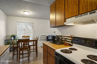 Photo #6: 260006806 Listing