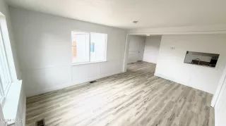 Photo #3: 260006835 Listing