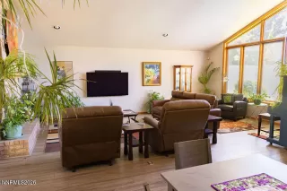 Photo #2: 260006860 Listing