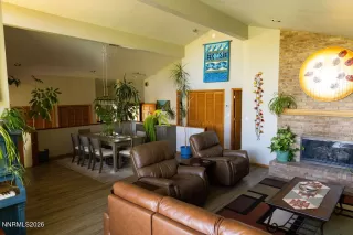 Photo #4: 260006860 Listing