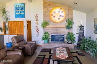 Photo #5: 260006860 Listing
