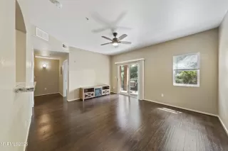 Photo #4: 260006886 Listing 