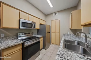 Photo #6: 260006886 Listing 