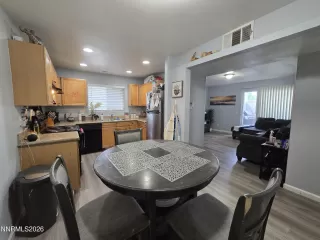 Photo #4: 260006931 Listing 