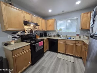 Photo #6: 260006931 Listing 