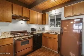 Photo #3: 260006933 Listing